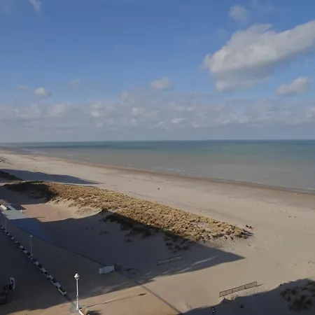 Lägenhet Near Sandy Beach, Cleaning Included